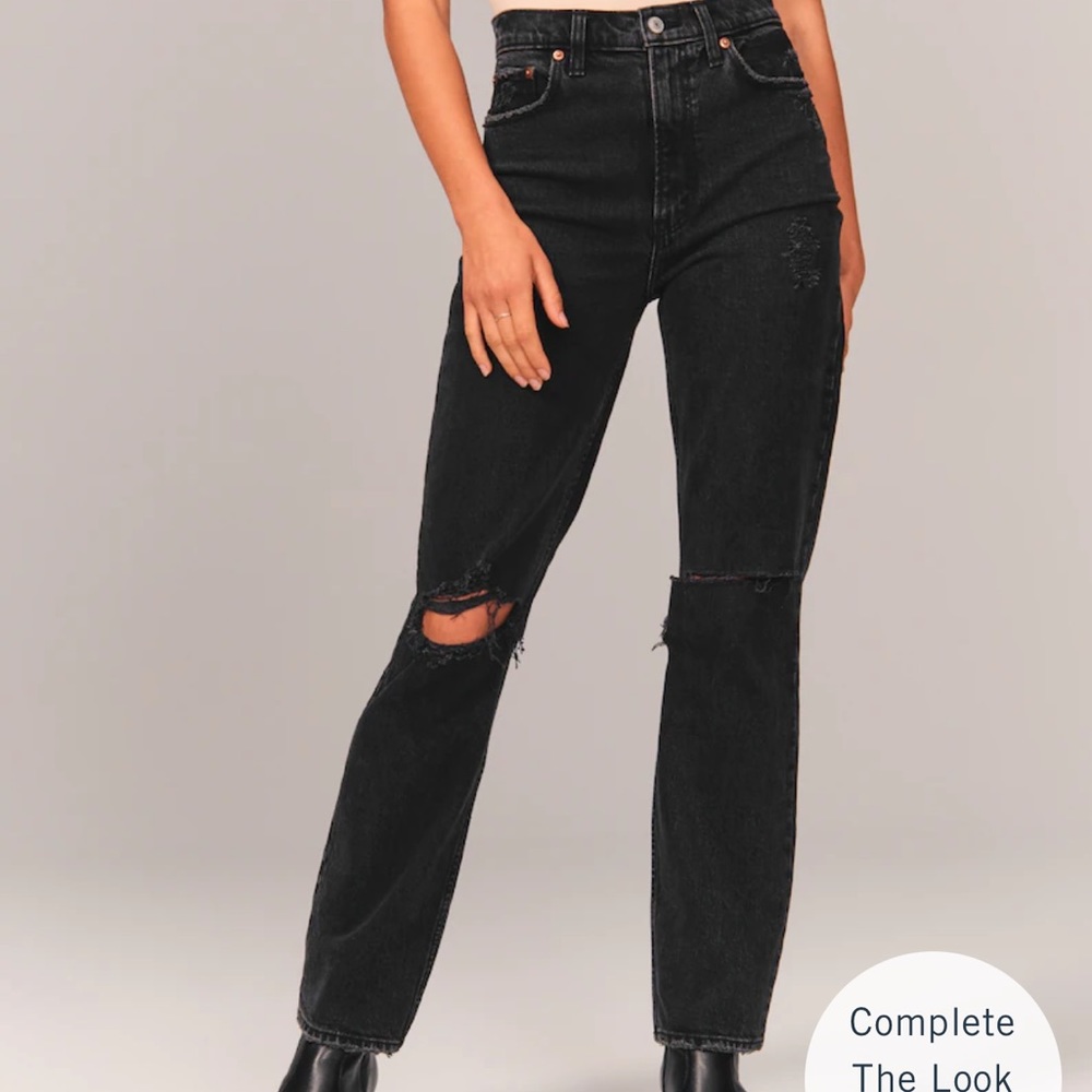 Abercrombie & Fitch Ultra High Rise 90s Straight Jean in Ripped Black